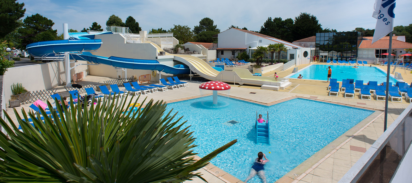 Piscine extérieure au Bois de Masson